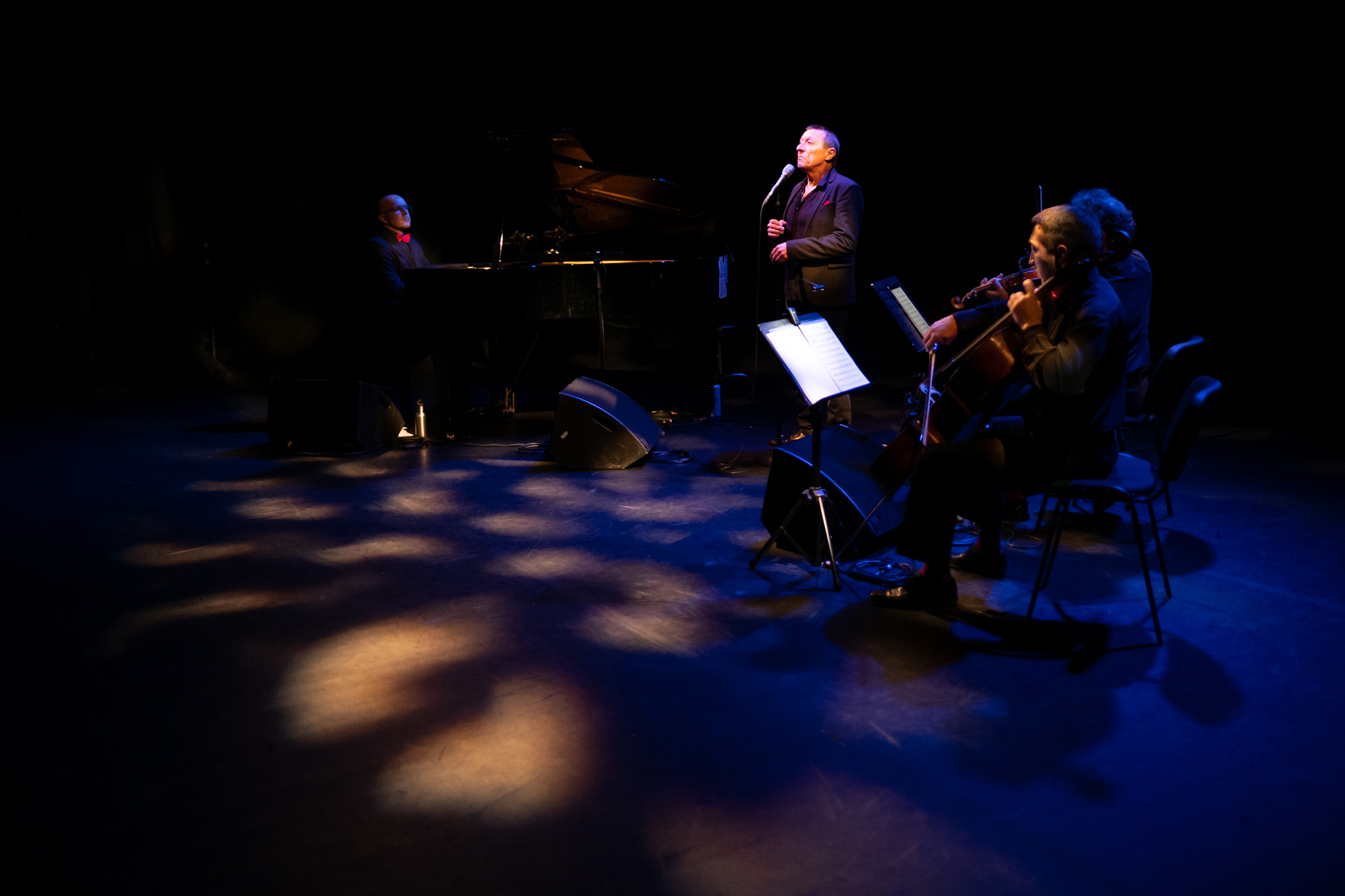 Photographie pour le spectacle Quatuor Reggiani de la Cie Scéna Viva, à Lyon/Villeurbanne, Espace Tonkin, musique classique, théâtre