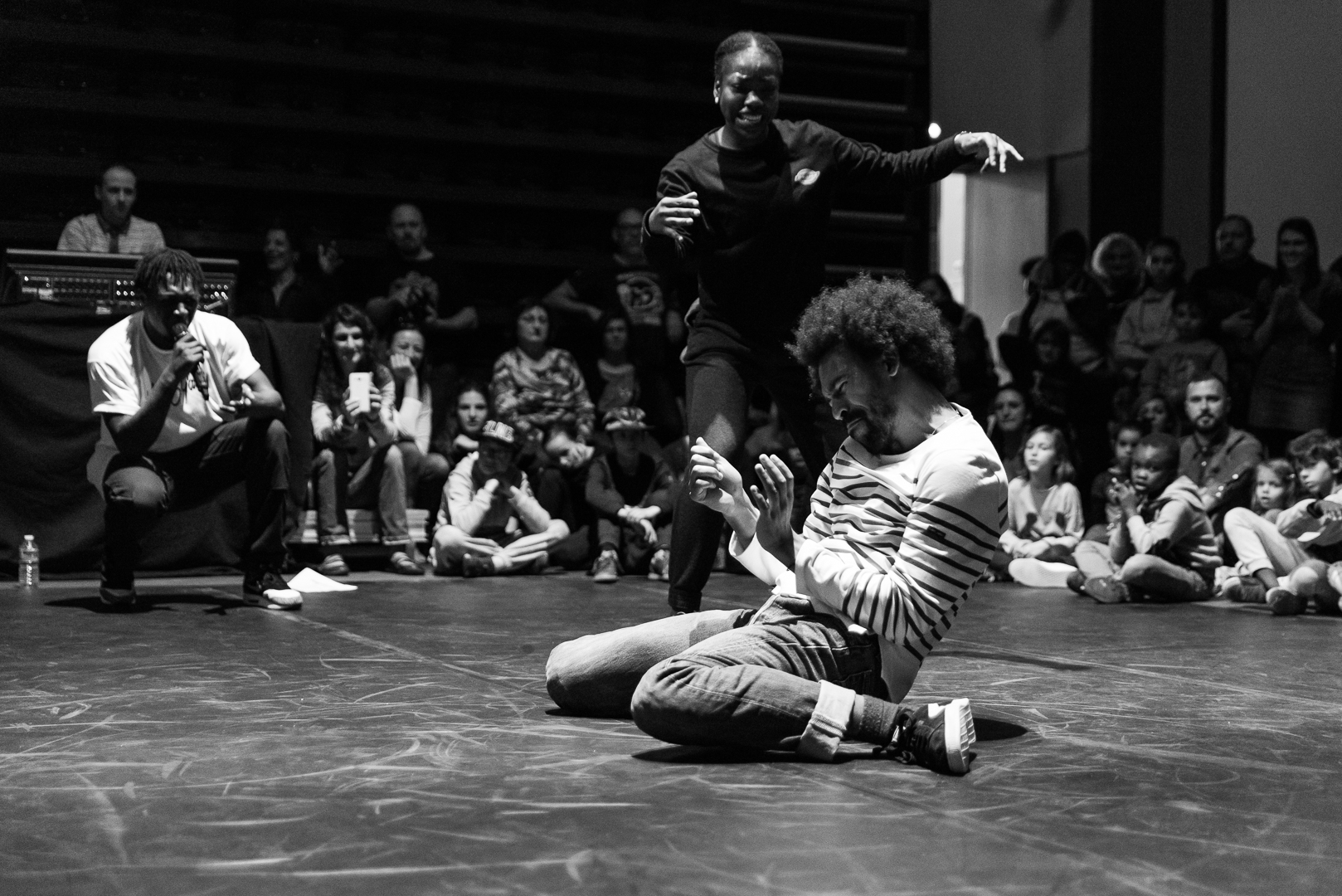 Festival Mouvemen-t, Cie Voltaïk, photos de danse hip hop et contemporaine, Villeurbanne
